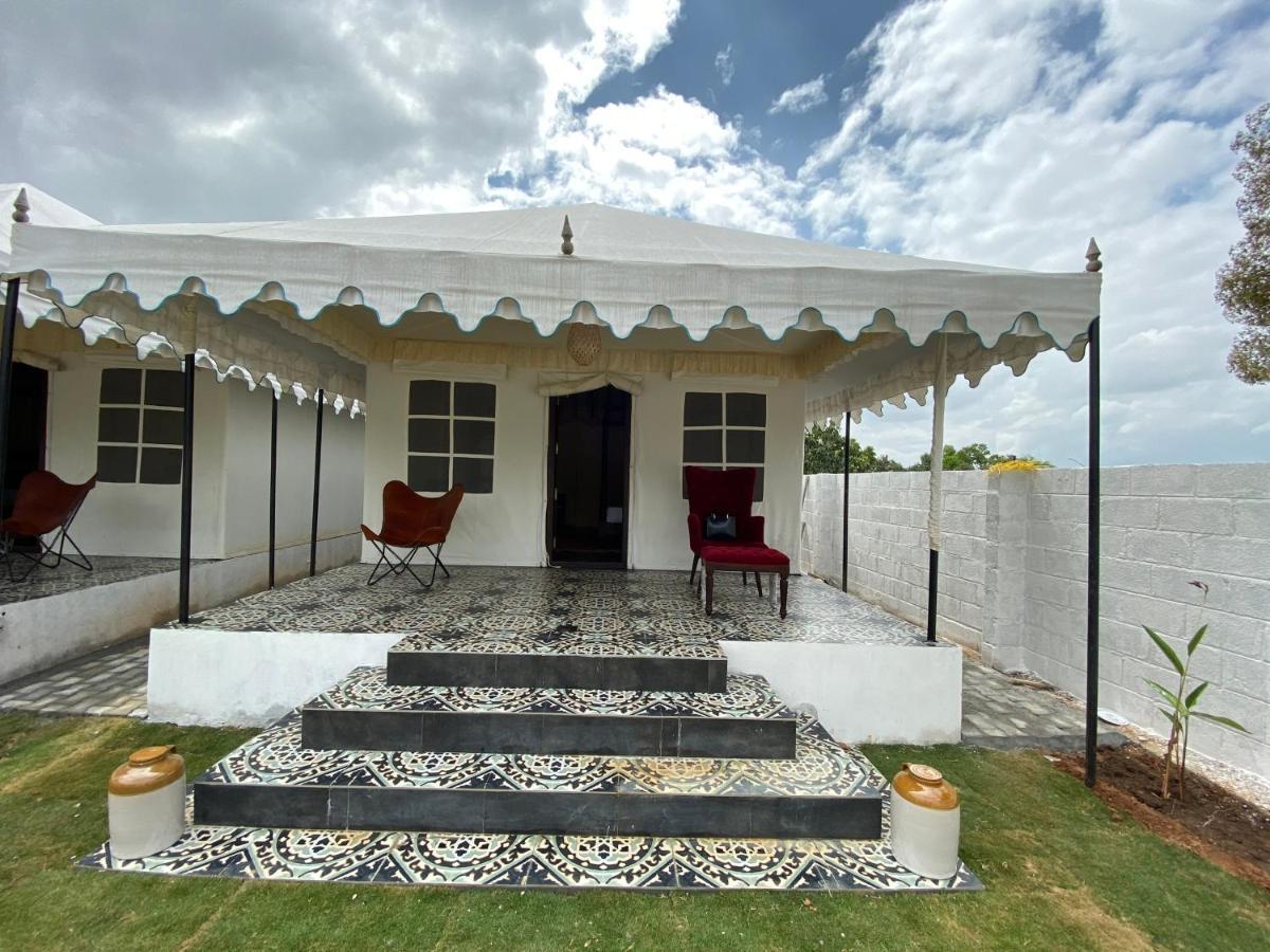 16 Bedouin Luxury Tents Hosūr Extérieur photo